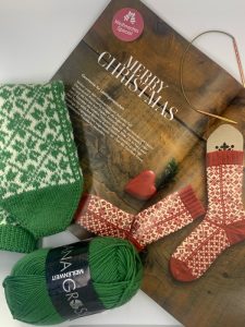 Lana Grossa Meilenweit Booklet 6 Modell 40 Selbu Socken und Meilenweit Cashmere in grün